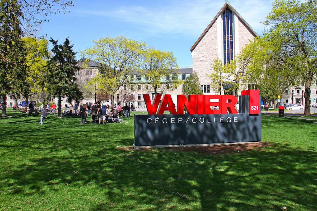 Scholarships in Canada For UG and PG Programs
